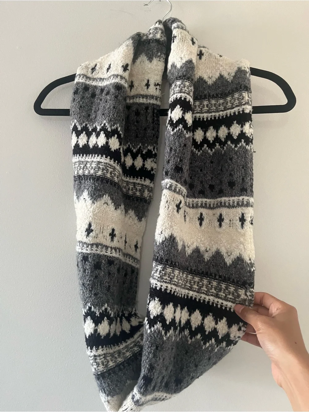 American Eagle Gray Fair Isle Infinity Scarf Womens Wool Blend Nordic Winter